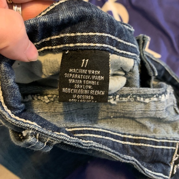 THRILL SZ 11 (15in across) WOMEN/JUNIOR JEAN CAPRIS. Worn once. - Picture 4 of 6